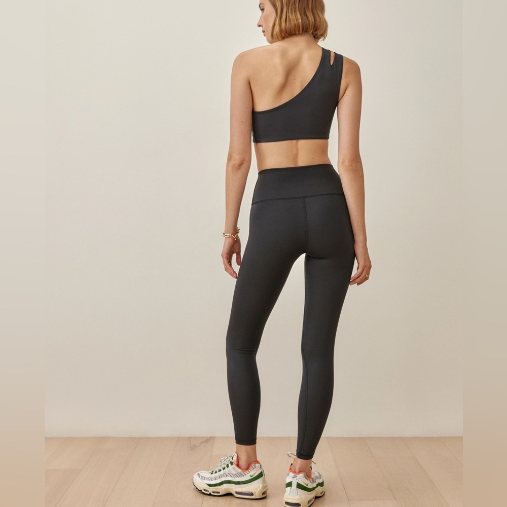 Reformation ecomove legging